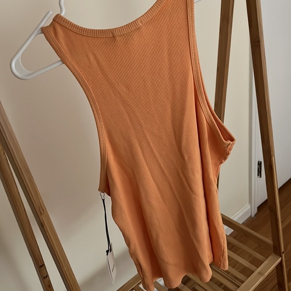 NWT AGOLDE Rib High Neck Tank - Picture 5 of 7